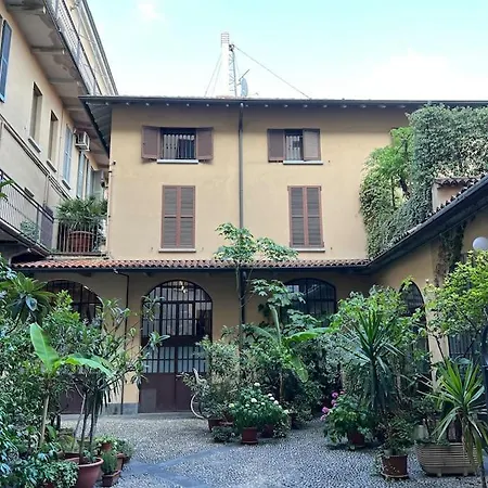 Taxi No-need - Metro, Train Station, Nightlife And Restaurants Apartment Mailand