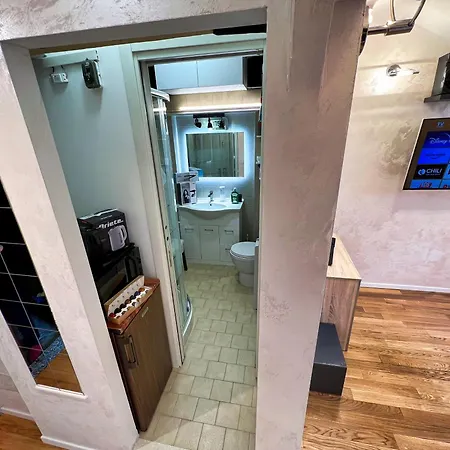Apartment Taxi No-need - Metro, Train Station, Nightlife And Restaurants *