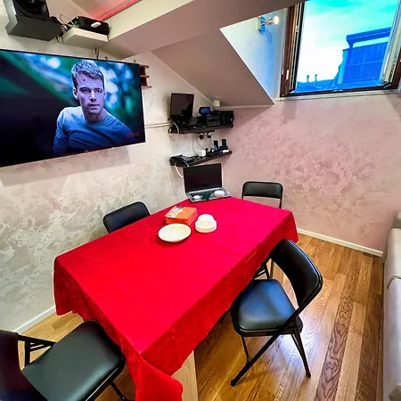 Taxi No-need - Metro, Train Station, Nightlife And Restaurants Apartment Mailand