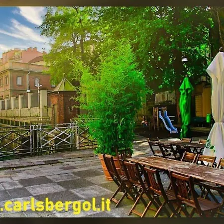 Taxi No-need - Metro, Train Station, Nightlife And Restaurants Mailand