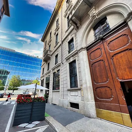 Taxi No-need - Metro, Train Station, Nightlife And Restaurants Apartment *