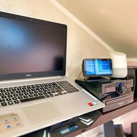 Taxi No-need - Metro, Train Station To Malpensa, Nightlife And Restaurants Lejlighed