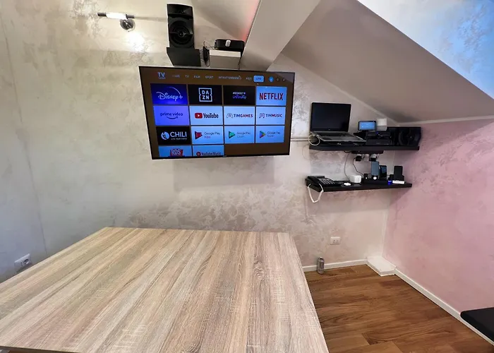 Brera Center - Tube Airport And Train Garibaldi Fs - Speed Spring Vibe - Taxi-no-need Apartament